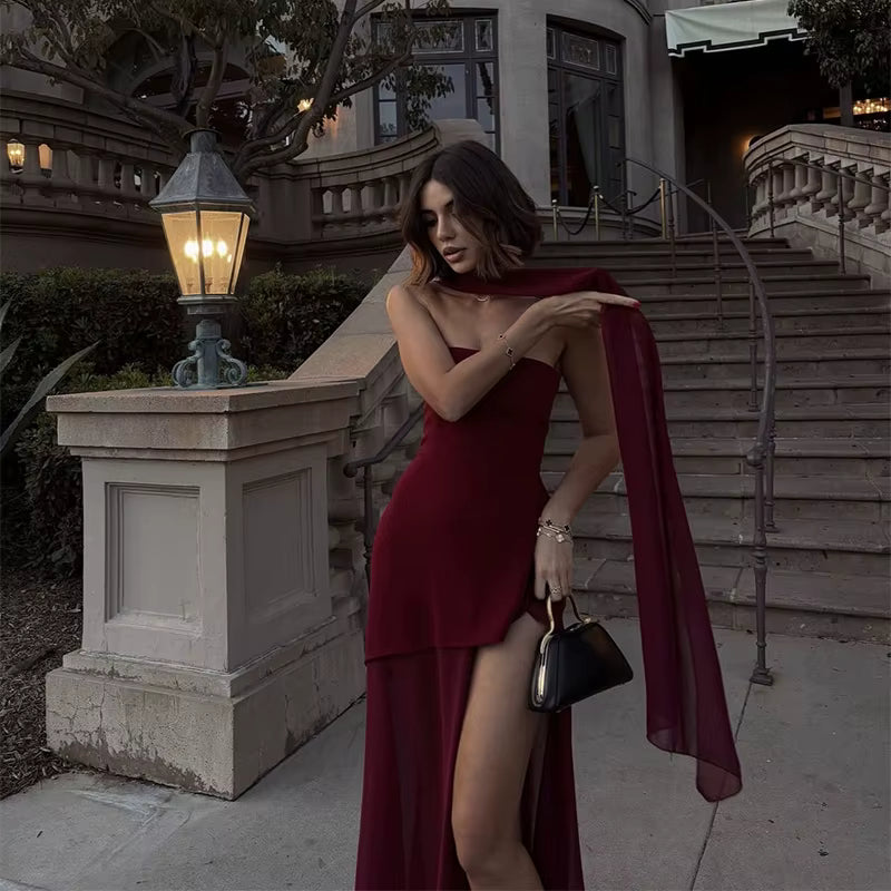 Vestido Longo Feminino Sem Alças com Retalhos em Malha e Fenda – Primavera 2026