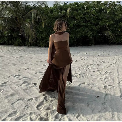 Vestido Longo Feminino Sem Alças com Retalhos em Malha e Fenda – Primavera 2026