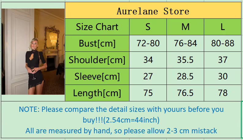 Vestido Mini Bodycon em Renda com Recortes Vazados e Gola Alta – Moda 2026