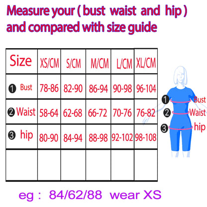 Vestido Mini em Cetim Branco com Corpete Estilo Espartilho – Elegância Sexy