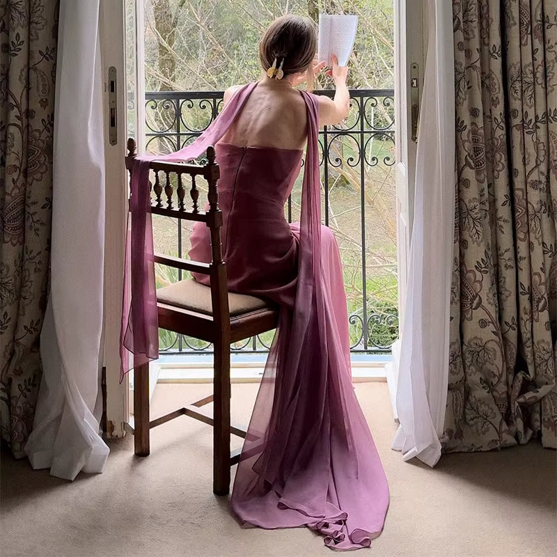 Vestido Longo Feminino Sem Alças com Retalhos em Malha e Fenda – Primavera 2026