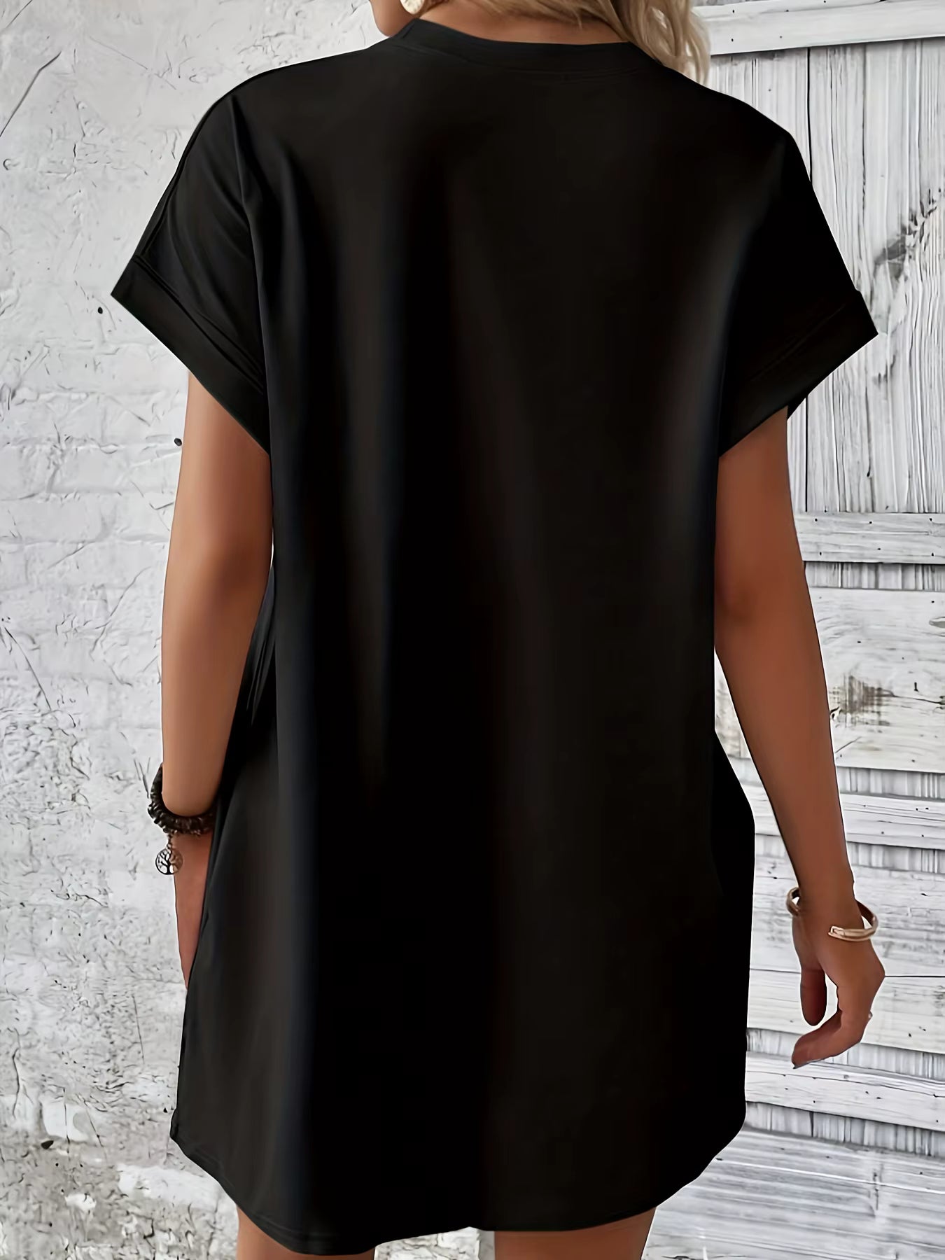 Vestido de Verão Casual “Milano Italia” – Elegância Descontraída em Tamanho Conforto