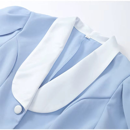 Vestido Mini Branco em Linha A com Botões – Elegância Urbana para 2025