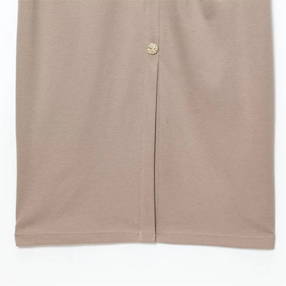 Vestido Camiseiro de Verão Slim Fit – Sofisticação Moderna com Botões Dourados