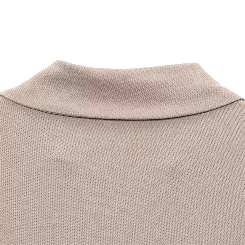 Vestido Camiseiro de Verão Slim Fit – Sofisticação Moderna com Botões Dourados