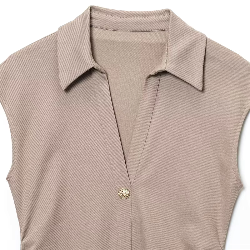 Vestido Camiseiro de Verão Slim Fit – Sofisticação Moderna com Botões Dourados